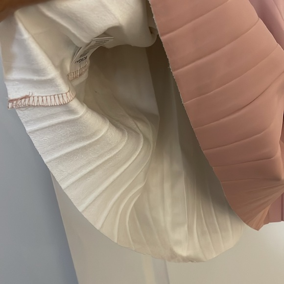 Mauve Glow Pleated Cap-Sleeve Surplice Dress - Picture 8 of 12